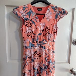 Bebe Flowery dress